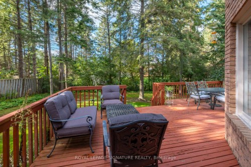 4 Ruth Court, Whitchurch-Stouffville, ON - Outdoor With Deck Patio Veranda With Exterior