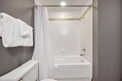 Ensuite bathroom - 