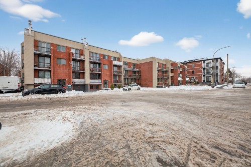 Frontage - 1029 Rue De Salaberry, Montréal (Ahuntsic-Cartierville), QC 
