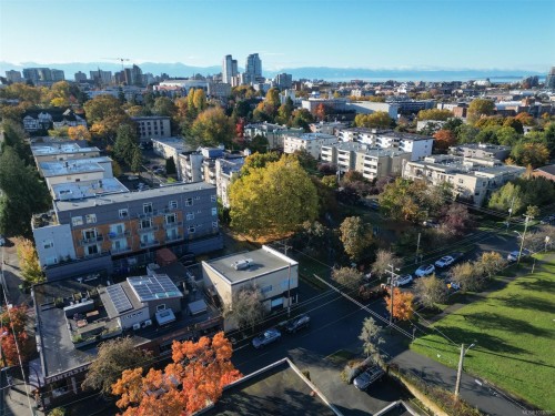 941 Kings Rd, Victoria, BC 