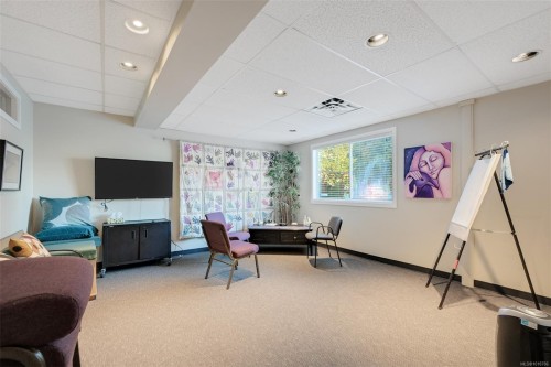 941 Kings Rd, Victoria, BC 