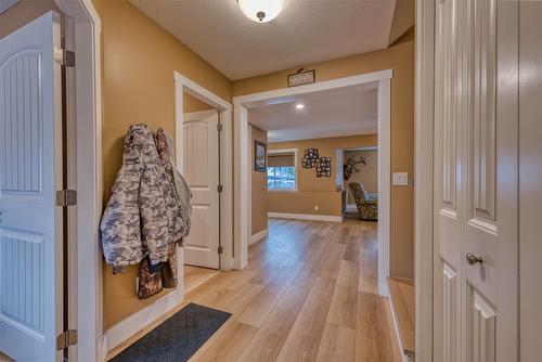 1501 15Th Avenue, Vernon, BC - Indoor Photo Showing Other Room With Fireplace