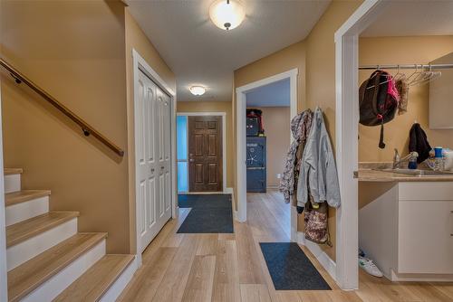 1501 15Th Avenue, Vernon, BC - Indoor Photo Showing Other Room