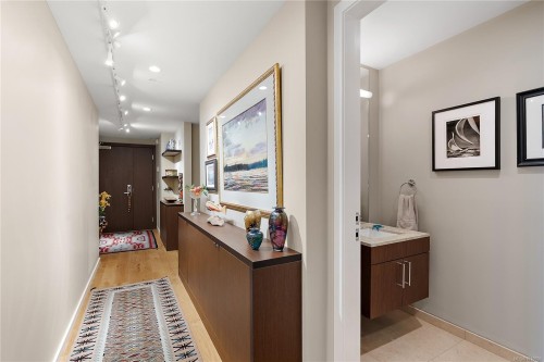 205-100 Saghalie Rd, Victoria, BC - Indoor Photo Showing Other Room