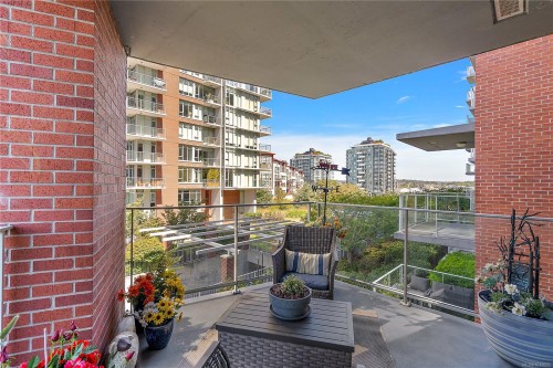 205-100 Saghalie Rd, Victoria, BC - Outdoor With Exterior
