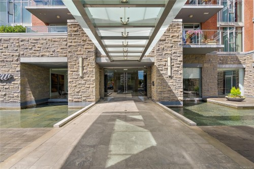 205-100 Saghalie Rd, Victoria, BC - Outdoor
