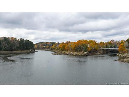 - L'Etete Rd, St George, NB 