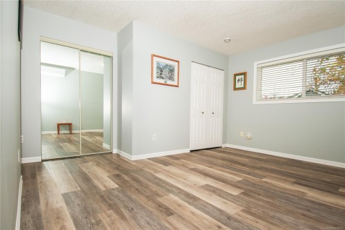 290 Renz Rd, Parksville, BC 