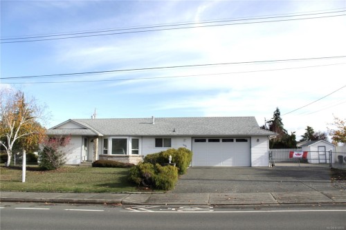 290 Renz Rd, Parksville, BC 