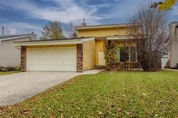 167 Alburg DR  Winnipeg, MB R2N 1T9