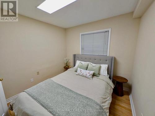 Ground Floor Unit - 515 Louis Drive, Mississauga, ON - Indoor Photo Showing Bedroom