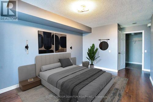 716 - 25 Kingsbridge Garden Circle, Mississauga, ON - Indoor Photo Showing Bedroom