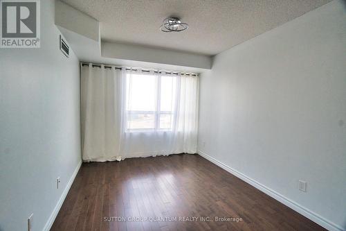 716 - 25 Kingsbridge Garden Circle, Mississauga, ON - Indoor Photo Showing Other Room