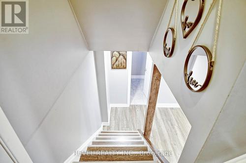 8060 Beaverdams Road N, Niagara Falls, ON - Indoor Photo Showing Other Room