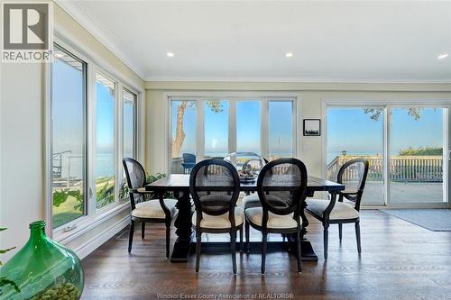423 Charron Beach, Lakeshore, ON - Indoor Photo Showing Dining Room