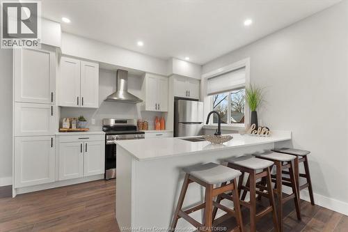 120 Centre Street Unit# 2B, Essex, ON - Indoor Photo Showing Kitchen With Upgraded Kitchen