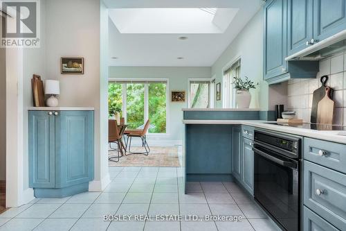 25 Ayre Point Road, Toronto, ON - Indoor Photo Showing Kitchen