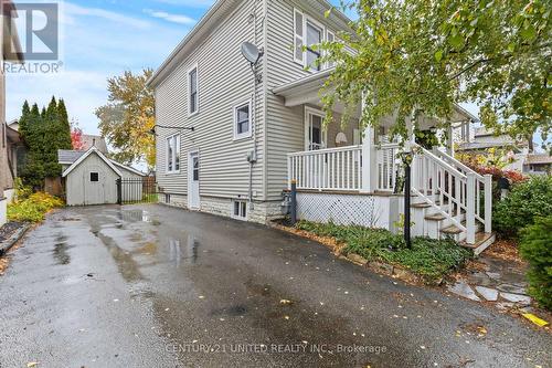 16 Locust Street, Welland (Prince Charles), ON - Outdoor