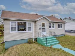 213 Cusack Drive  Sydney, NS B1P 3W8