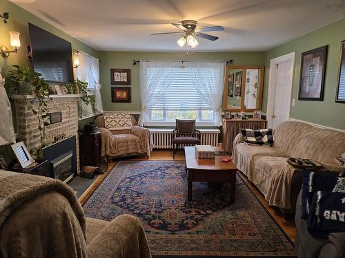 2 Macaulays Lane, Sydney, NS 