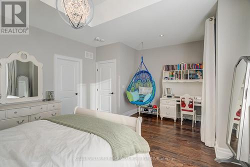1487 Myron Drive, Mississauga, ON - Indoor Photo Showing Bedroom