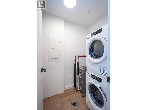 514 Victoria Street Unit# 209, Nelson, BC - Indoor Photo Showing Laundry Room