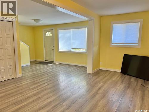 113-117 Second Street E, Yellow Creek, SK - Indoor Photo Showing Other Room