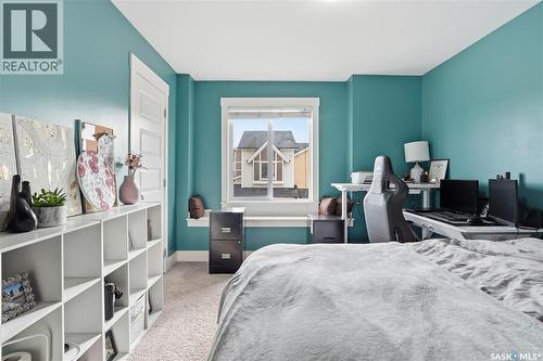 17 600 Maple Crescent, Warman, SK - Indoor Photo Showing Bedroom