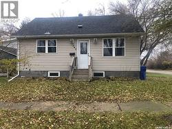 240 3rd AVENUE W  Canora, SK S0A 0L0