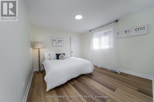 4 Natalie Court E, Brampton, ON - Indoor Photo Showing Bedroom