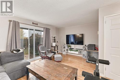 590 Tenth Street, Collingwood, ON - Indoor Photo Showing Living Room