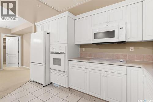 323 2330 Hamilton Street, Regina, SK - Indoor Photo Showing Kitchen