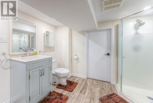 495 Melvin Avenue, Hamilton, ON - Indoor Photo Showing Bathroom