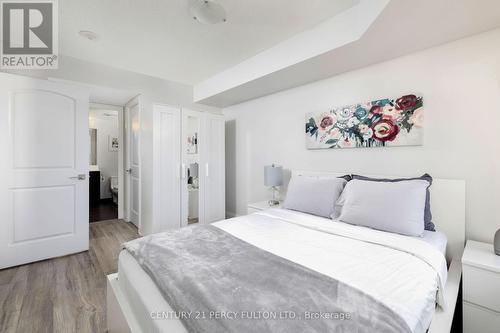 801 - 1 De Boers Drive, Toronto, ON - Indoor Photo Showing Bedroom