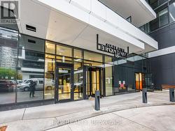 419 - 65 BROADWAY AVENUE  Toronto, ON M4P 1T9