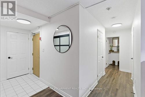 701 - 432 Main Street, Hamilton, ON - Indoor Photo Showing Other Room