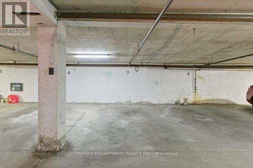 701 - 432 Main Street, Hamilton, ON - Indoor Photo Showing Garage