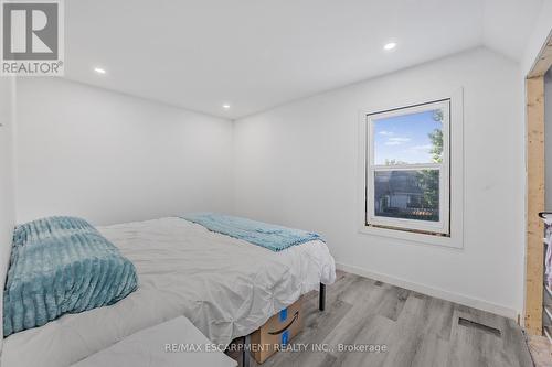 163 Britannia Avenue, Hamilton, ON - Indoor Photo Showing Bedroom