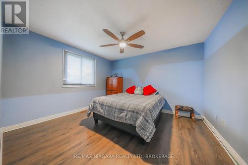 19 Elderwood Drive, St. Catharines (Grapeview), ON - Indoor Photo Showing Bedroom
