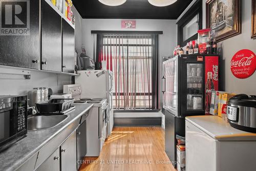 1 James Street W, Cobourg, ON - Indoor Photo Showing Kitchen