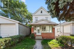 87 PRITCHARD AVENUE  Toronto, ON M6N 1T9