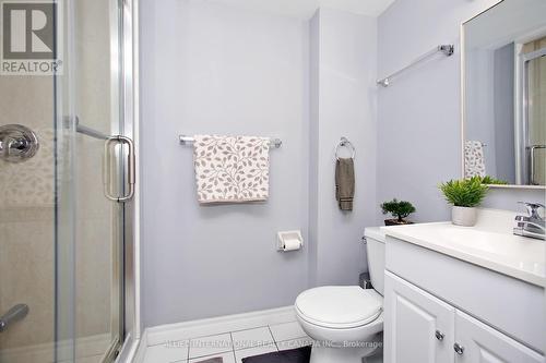 404 - 80 Athol Street E, Oshawa, ON - Indoor Photo Showing Bathroom