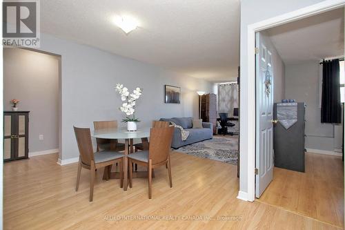 404 - 80 Athol Street E, Oshawa, ON - Indoor Photo Showing Dining Room