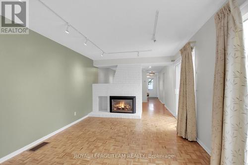26 Jackson Court, Ottawa, ON - Indoor Photo Showing Dining Room