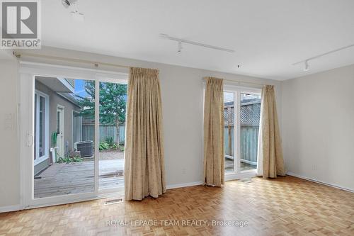 26 Jackson Court, Ottawa, ON - Indoor Photo Showing Other Room