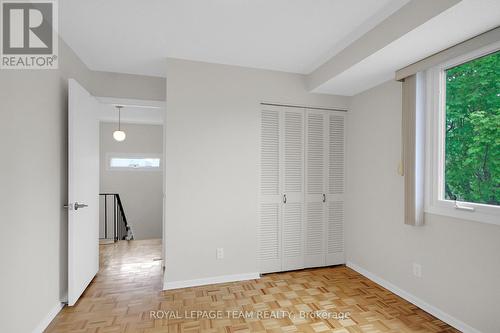 Main bath - 26 Jackson Court, Ottawa, ON - Indoor Photo Showing Bathroom
