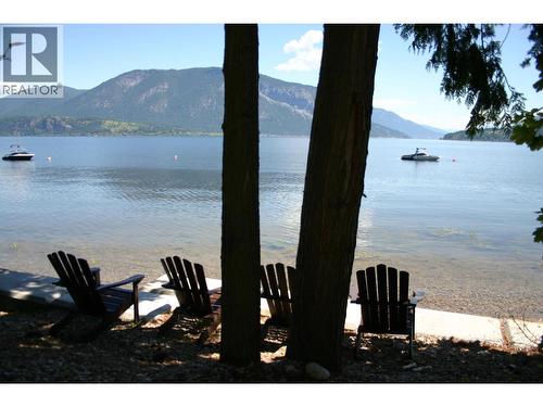 5368 Pierres Point Road Nw, Salmon Arm, BC 