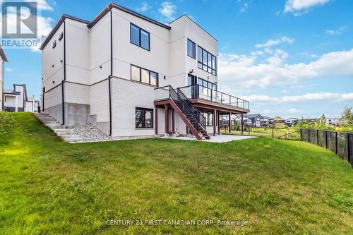 1429 Medway Park Drive, London North (North S), ON - Outdoor