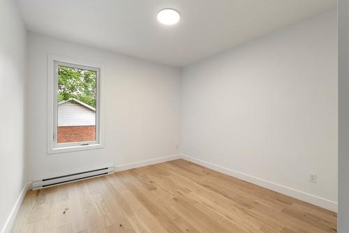 Chambre à coucher - 9320 Av. Becquet, Québec (La Haute-Saint-Charles), QC - Indoor Photo Showing Other Room