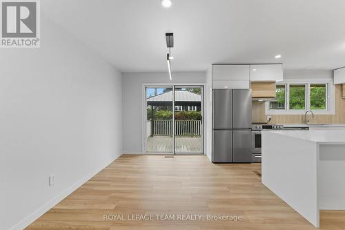 1856 Playfair Drive, Ottawa, ON - Indoor Photo Showing Kitchen